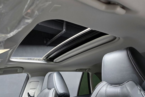 2023 Toyota RAV4 с пробегом 31 351 км