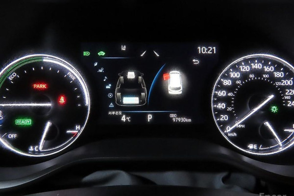 2021 Toyota Sienna с пробегом 97 000 км