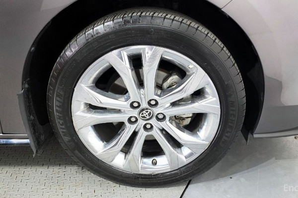 2022 Toyota Sienna с пробегом 55 607 км