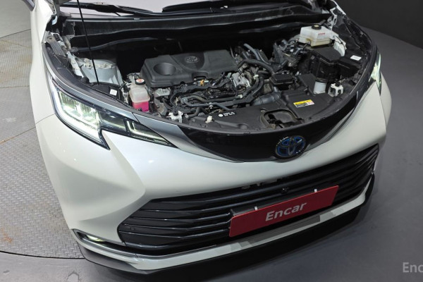 2021 Toyota Sienna с пробегом 88 810 км