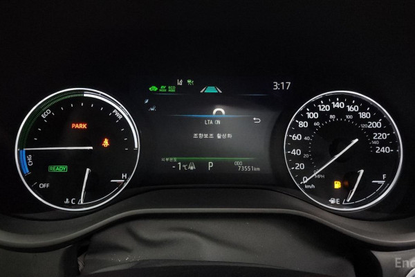 2023 Toyota Sienna с пробегом 73 551 км