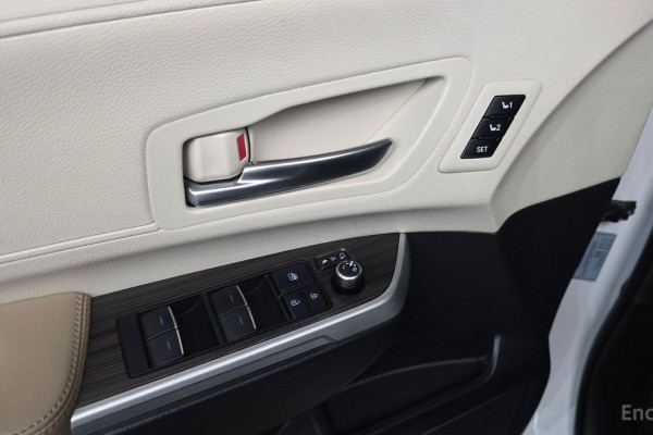 2021 Toyota Sienna с пробегом 88 810 км