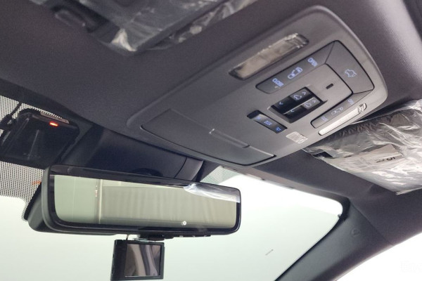 2023 Toyota Sienna с пробегом 73 551 км