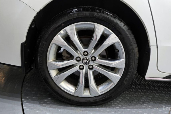 2022 Toyota Sienna с пробегом 16 922 км