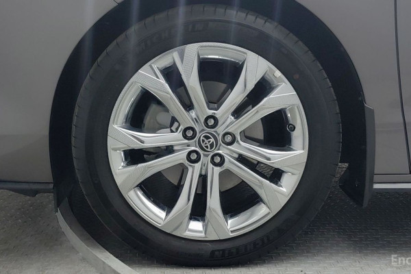 2022 Toyota Sienna с пробегом 17 131 км