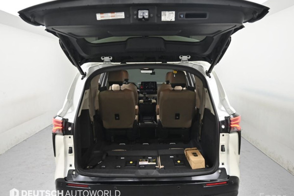 2021 Toyota Sienna с пробегом 38 000 км