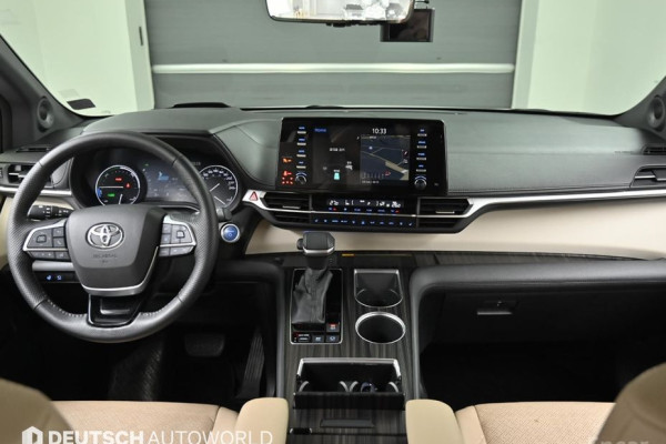 2021 Toyota Sienna с пробегом 38 000 км