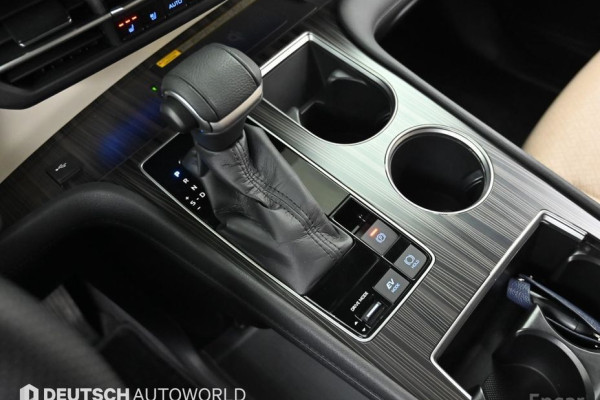 2021 Toyota Sienna с пробегом 38 000 км