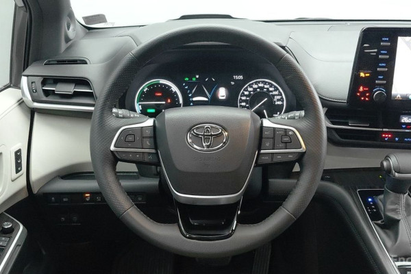 2022 Toyota Sienna с пробегом 17 131 км