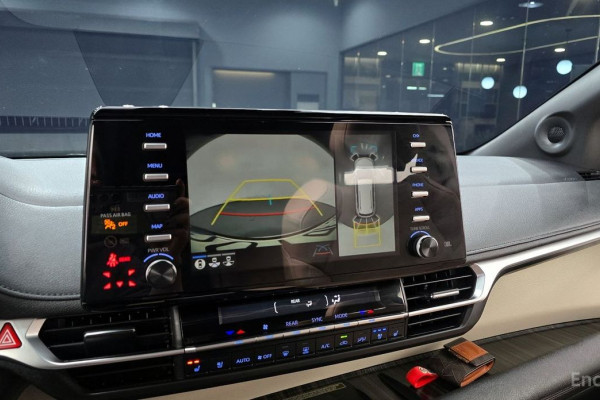 2022 Toyota Sienna с пробегом 16 922 км