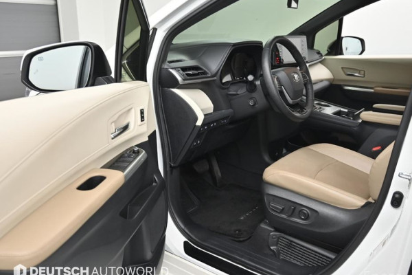 2021 Toyota Sienna с пробегом 38 000 км
