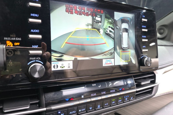 2021 Toyota Sienna с пробегом 67 389 км