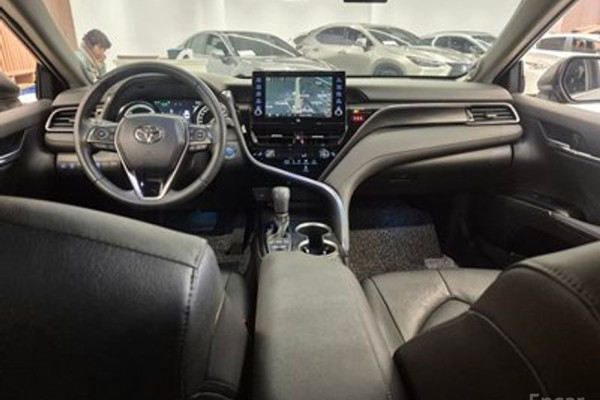 2023 Toyota Camry с пробегом 41 500 км