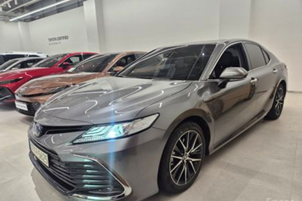2023 Toyota Camry с пробегом 41 500 км