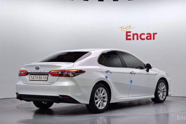 2022 Toyota Camry с пробегом 119 708 км