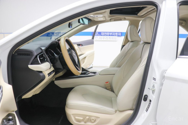 2023 Toyota Camry с пробегом 53 502 км