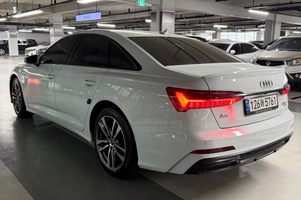 2022 Audi A6 с пробегом 73 188 км