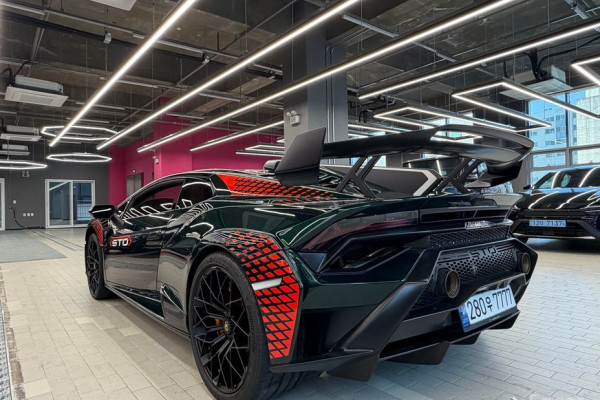 2023 Lamborghini Huracán с пробегом 1 787 км