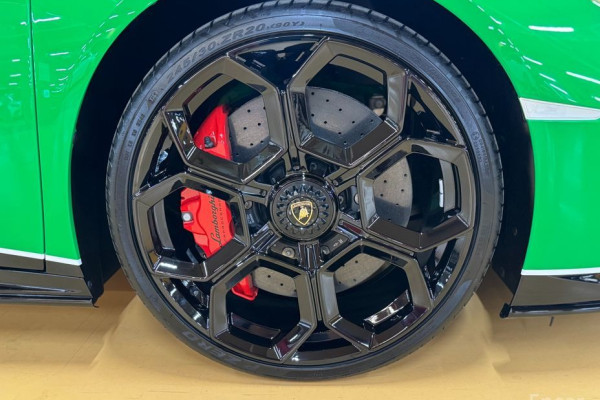 2023 Lamborghini Huracán с пробегом 60 км