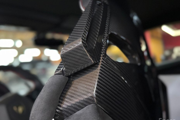 2023 Lamborghini Huracán с пробегом 60 км