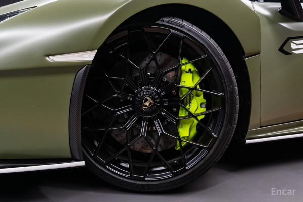 2023 Lamborghini Huracán с пробегом 5 917 км
