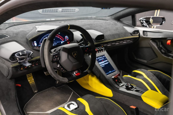 2023 Lamborghini Huracán с пробегом 5 917 км