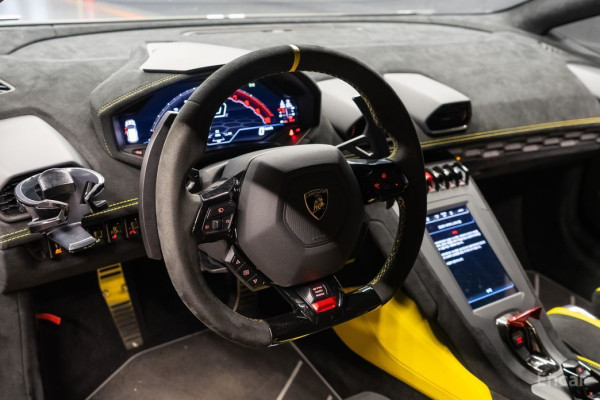2023 Lamborghini Huracán с пробегом 5 917 км