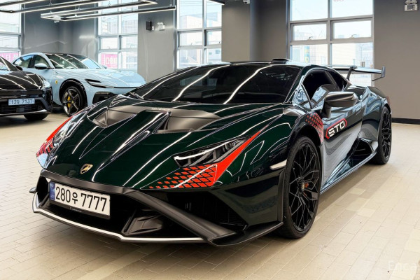 2023 Lamborghini Huracán с пробегом 1 787 км