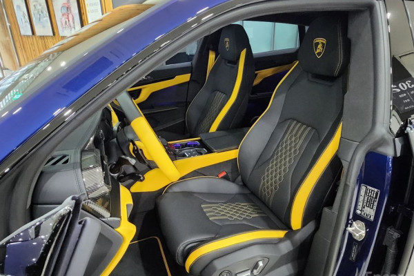 2025 Lamborghini Urus с пробегом 51 км