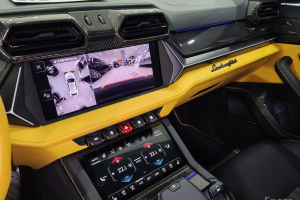 2025 Lamborghini Urus с пробегом 51 км