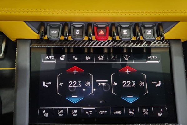 2025 Lamborghini Urus с пробегом 51 км