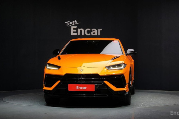 2024 Lamborghini Urus с пробегом 14 945 км