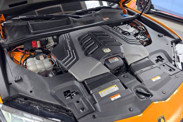 2024 Lamborghini Urus с пробегом 14 945 км