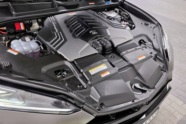 2025 Lamborghini Urus с пробегом 2 611 км