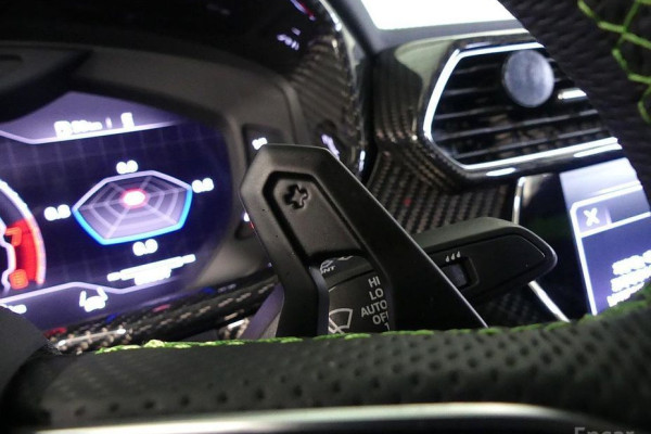 2024 Lamborghini Urus с пробегом 9 000 км