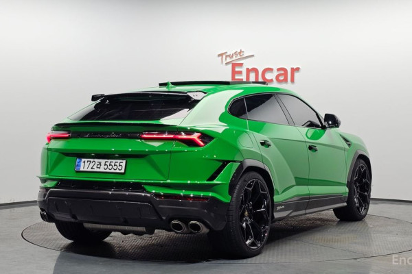 2024 Lamborghini Urus с пробегом 10 562 км