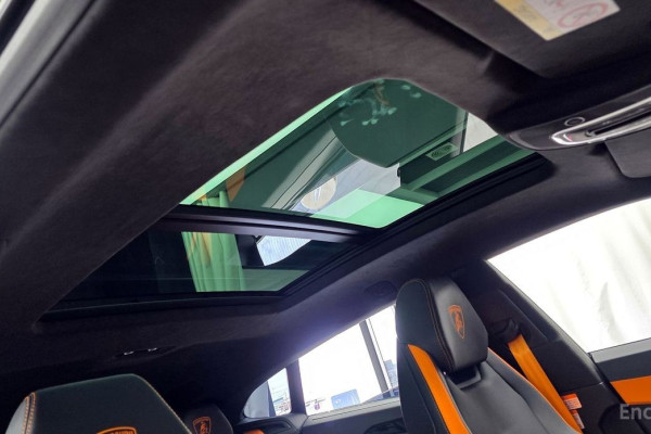 2025 Lamborghini Urus с пробегом 2 611 км