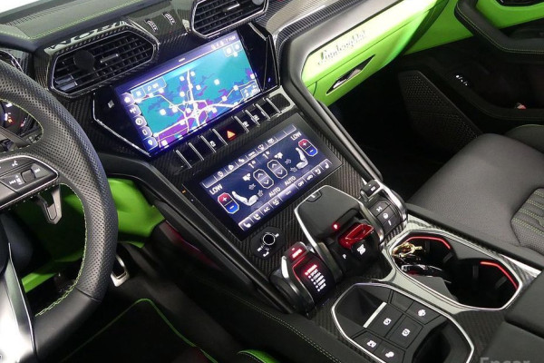 2024 Lamborghini Urus с пробегом 9 000 км