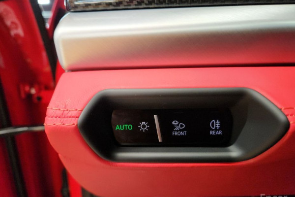 2025 Lamborghini Urus с пробегом 53 км