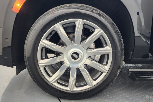 2022 Cadillac Escalade с пробегом 62 878 км