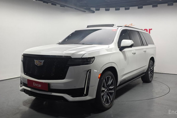2023 Cadillac Escalade с пробегом 11 775 км