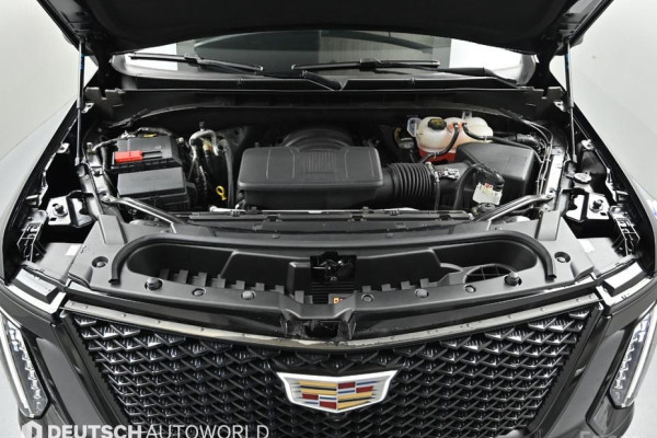 2025 Cadillac Escalade с пробегом 3 935 км