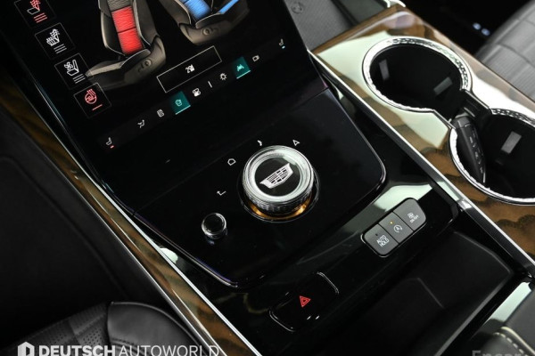 2025 Cadillac Escalade с пробегом 3 935 км