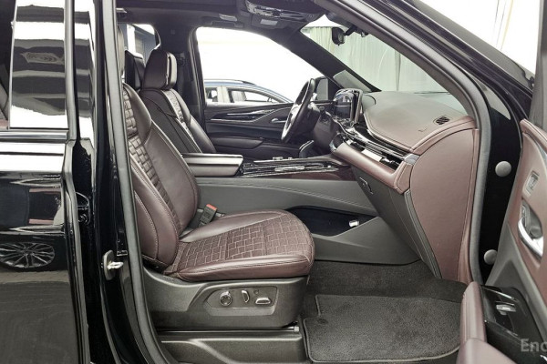2022 Cadillac Escalade с пробегом 90 909 км