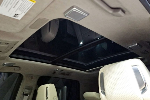 2022 Cadillac Escalade с пробегом 52 603 км