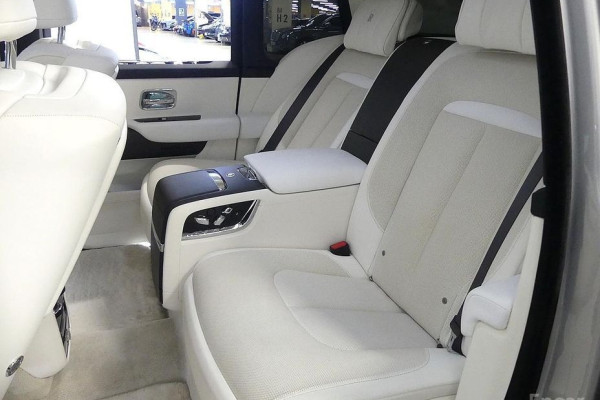 2023 Rolls-Royce Cullinan с пробегом 9 200 км