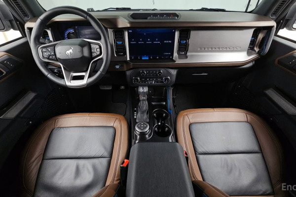 2022 Ford Bronco с пробегом 22 827 км