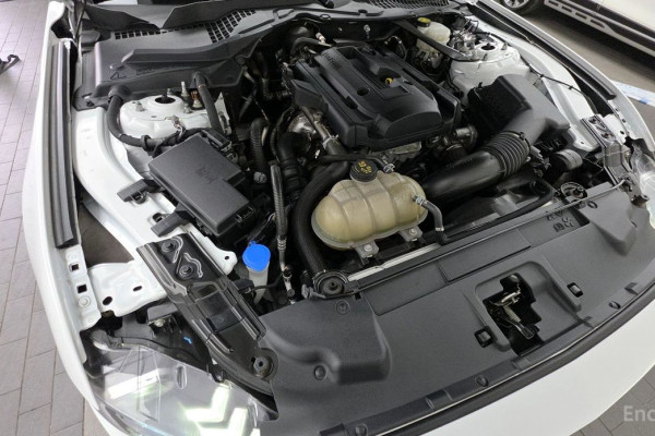 2023 Ford Mustang с пробегом 45 578 км