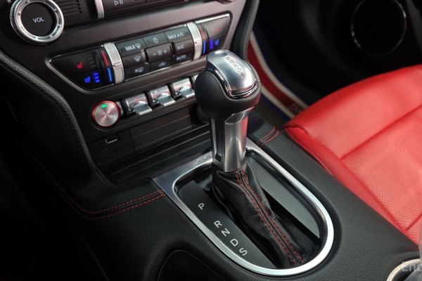 2023 Ford Mustang с пробегом 45 578 км