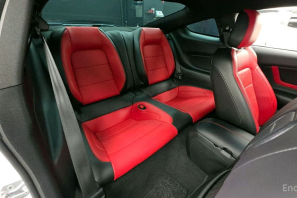 2023 Ford Mustang с пробегом 45 578 км